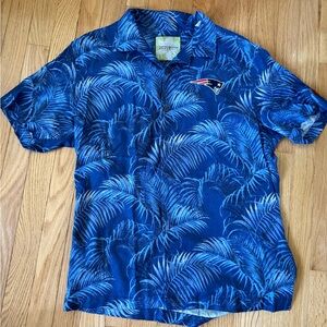 Tommy Bahama Blue Silk Hawaiian Shirt New England Patriots Football